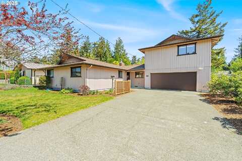 Pine, NORTH BEND, OR 97459