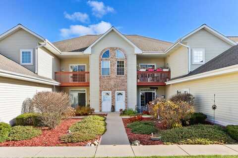 Betzer, DELAVAN, WI 53115