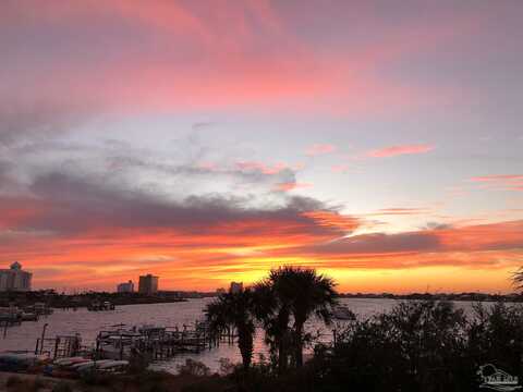 Pensacola Beach, GULF BREEZE, FL 32561