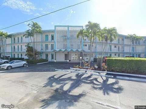 Diana, HALLANDALE BEACH, FL 33009