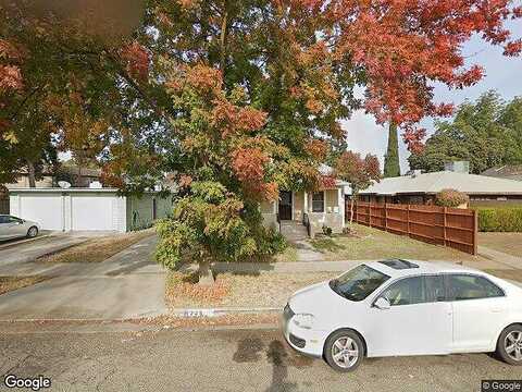 W 20Th St, Merced, CA 95340