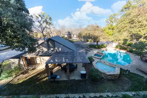Royal Lane #104, Dallas, TX 75231