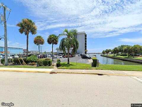 N Riverside Drive #214, NEW SMYRNA BEACH, FL 32169