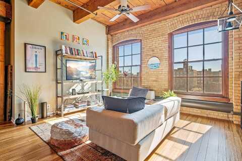 N 1St Street #437, Minneapolis, MN 55401