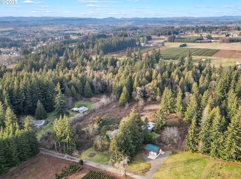 Lucky, ESTACADA, OR 97023