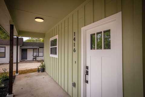 Sixth St, Seguin, TX 78155