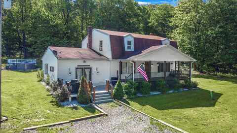 345 Fords Corner Road, Nanty-Glo, PA 15943