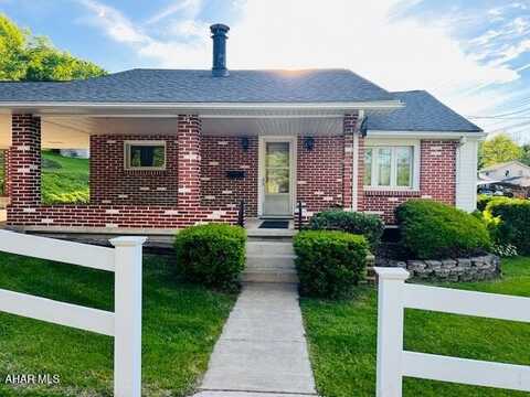3600 Oak Avenue, Altoona, PA 16601