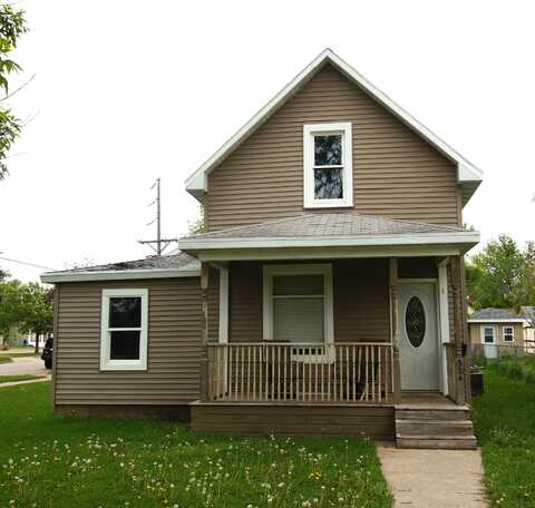 324 N Lincoln Street, Aberdeen, SD 57401