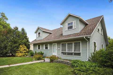 1423 S 7th Street, Aberdeen, SD 57401
