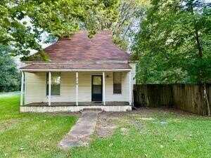 314 Leigh Street, Ola, AR 72853
