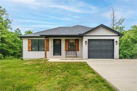 8 Grantham DR, Bella Vista, AR 72714