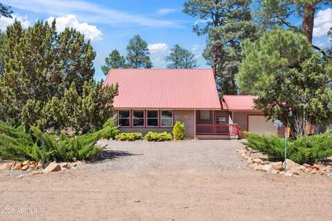1980 PINE CONE Circle, Overgaard, AZ 85933