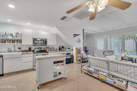 2021 S GRANADA Drive, Tempe, AZ 85282
