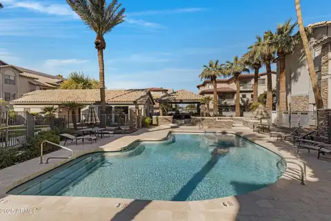 2025 E CAMPBELL Avenue, Phoenix, AZ 85016
