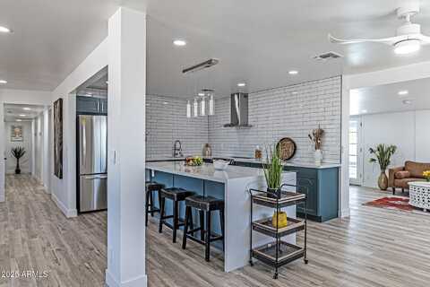 1307 E ALICE Avenue, Phoenix, AZ 85020