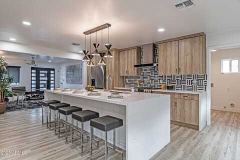 1539 W PUGET Avenue, Phoenix, AZ 85021