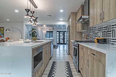 1539 W PUGET Avenue, Phoenix, AZ 85021