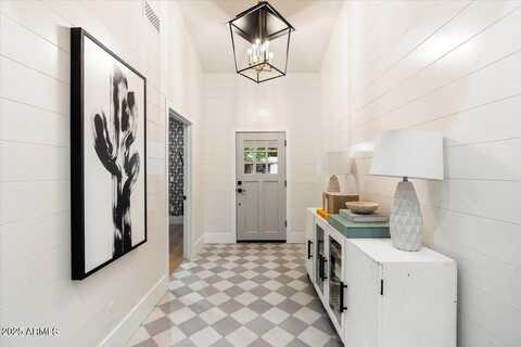8014 E Del Tesoro, Scottsdale, AZ 85258