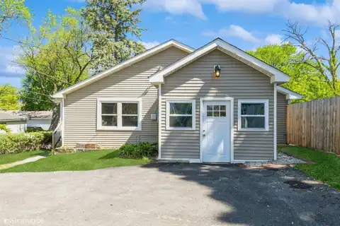 35611 N. Grove Avenue, Ingleside, IL 60041