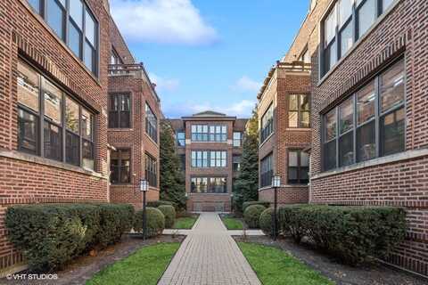743 W. Cornelia Avenue, Chicago, IL 60657
