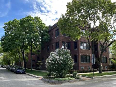 4614 N. Sacramento Avenue, Chicago, IL 60625