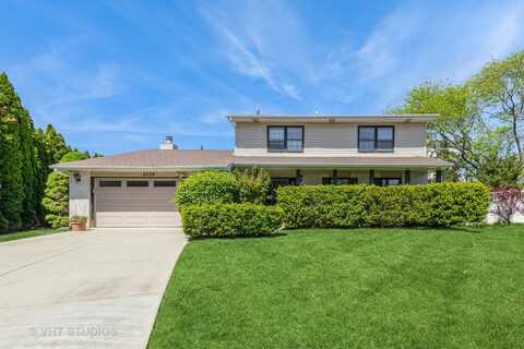 2339 N. James Court, Arlington Heights, IL 60004