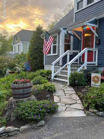 31 St Ann's Ave, Lenox, MA 01240