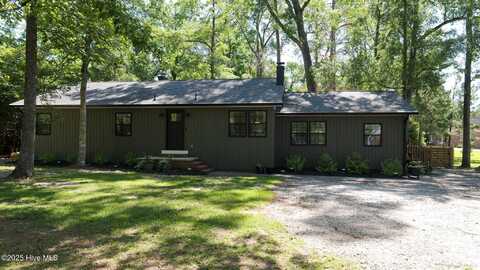 1100 Spivey Road, Whiteville, NC 28472