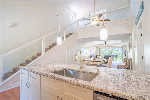 4066 Horseshoe Bend Parkway, Lake Ozark, MO 65049