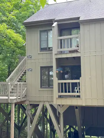 9384 S Lake Ridge Drive, Bloomington, IN 47401