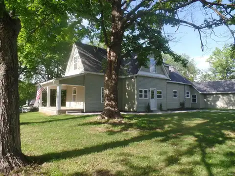 19 S Lester Street, Bloomfield, IN 47424