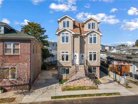 91 Robin Road, Staten Island, NY 10305