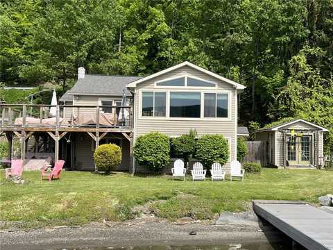 8976 Trio Drive, Urbana, NY 14840