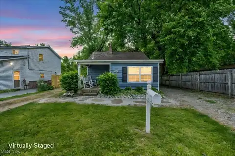 344 CANOVA DRIVE, AKRON, OH 44319