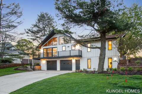 127 EMMET STREET, GRAND HAVEN, MI 49417