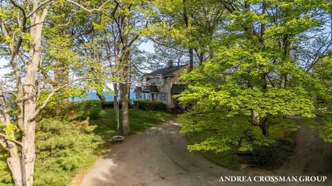 5011 ROSABELLE BEACH AVENUE, HOLLAND, MI 49424