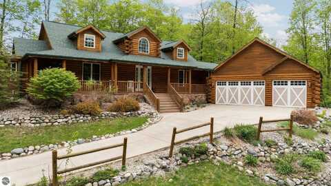 5592 TROON NORTH, BELLAIRE, MI 49615