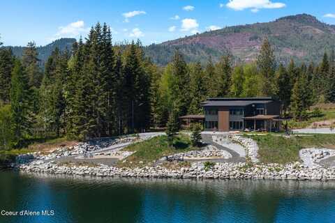 55 S Thistle Down Ln, Laclede, ID 83841