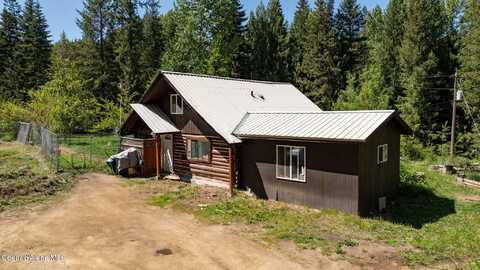 7966 W NASH RD, Spirit Lake, ID 83869