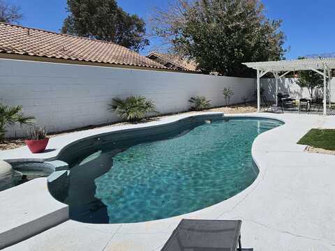 69911 Willow Lane, Cathedral City, CA 92234