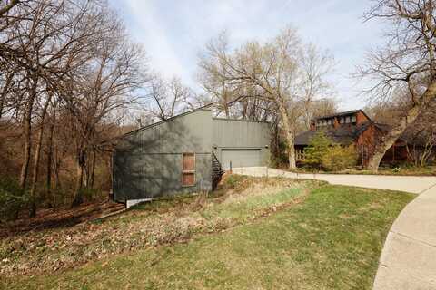 1105 Oklahoma Drive, Ames, IA 50014