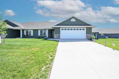 3902 Bluebird Drive SW, Cedar Rapids, IA 52404