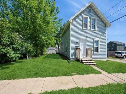 280 14th Avenue SW, Cedar Rapids, IA 52404