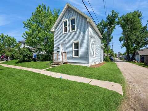 280 14th Avenue SW, Cedar Rapids, IA 52404