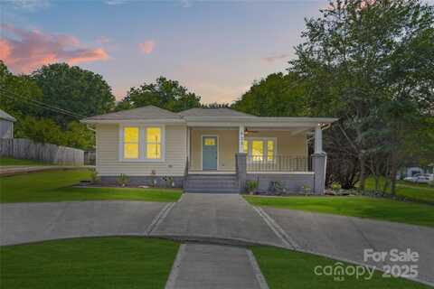 933 Old Charlotte Road, Concord, NC 28027