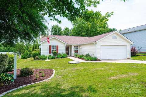 1957 8th Street Lane SE, Hickory, NC 28602
