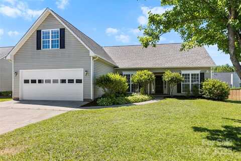 370 Running Briar Road, Fletcher, NC 28732