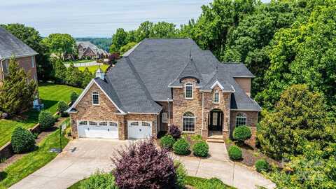 4431 1st Street Drive NW, Hickory, NC 28601