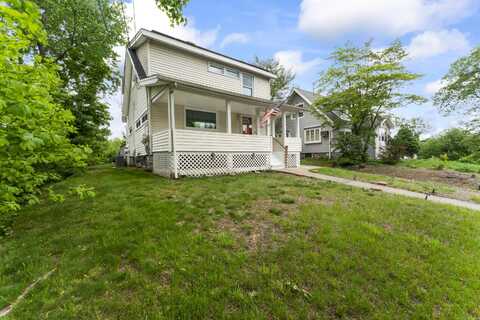 27 Pauline Street, Trumbull, CT 06611